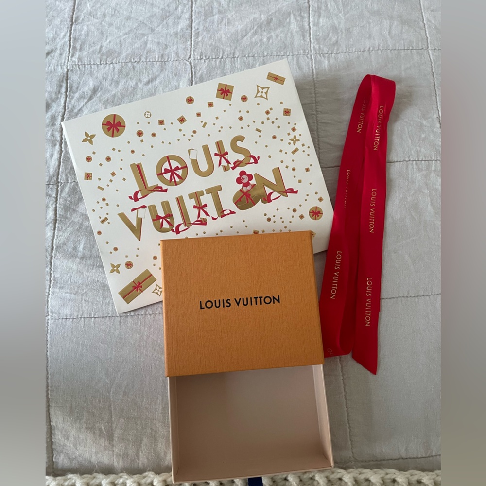 LOUIS VUITTON wallet Box & holiday Bag